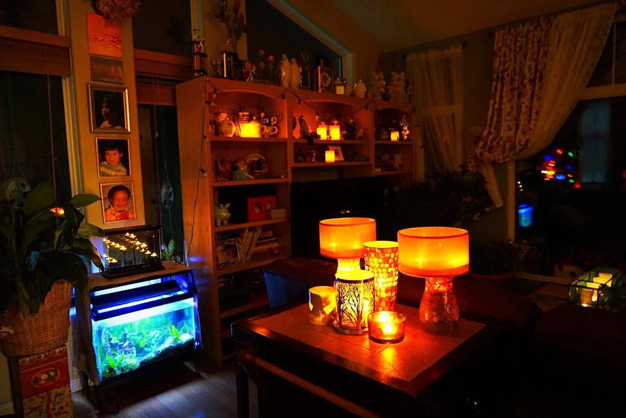 Mabuhay Lakeside Manor Bed and Breakfast Yellowknife Eksteriør billede