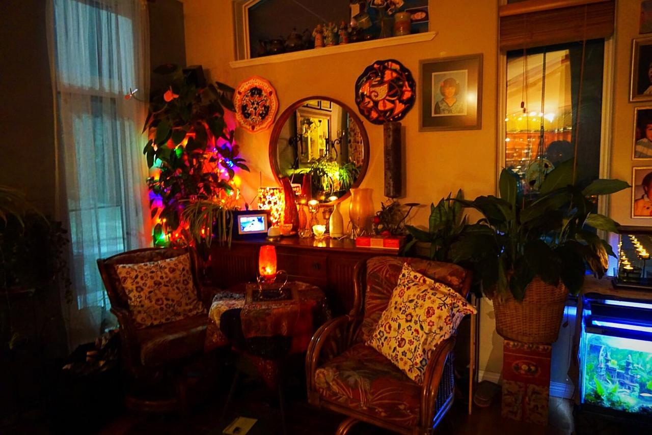Mabuhay Lakeside Manor Bed and Breakfast Yellowknife Eksteriør billede